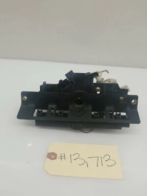 Actuador de bloqueo de maletero Audi A4 S4 Avant Quattro 2005 8P9827565 H/J Foto 1 de 4