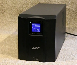 APC SMC1500i Tower USV - Neue Batterien - 12 Monate RTB Garantie - Bild 1 von 6