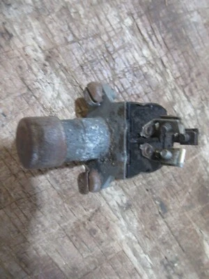 Ford Customline 1953 coche interior faro piso atenuador control interruptor botón Foto 1 de 2