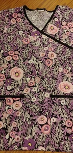 Tafford Scrub Top Xs!! Black With Flowers - Picture 1 of 6