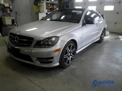 Mercedes Benz Clase C C250 2013 tanque de combustible sin bomba sin PZEV 1,8 L 2044706801 5491 Foto 1 de 4
