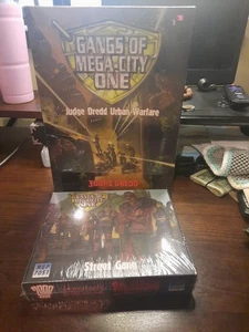 GANGS OF MEGA CITY ONE: Judge Dredd Urban Warfare Wargame MGP7050 -7051 Str Gang - Picture 1 of 6