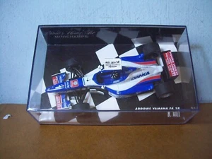 1/43 MINICHAMPS 430 970001 ARROWS YAMAHA FA18 1997 DAMON HILL - Picture 1 of 5