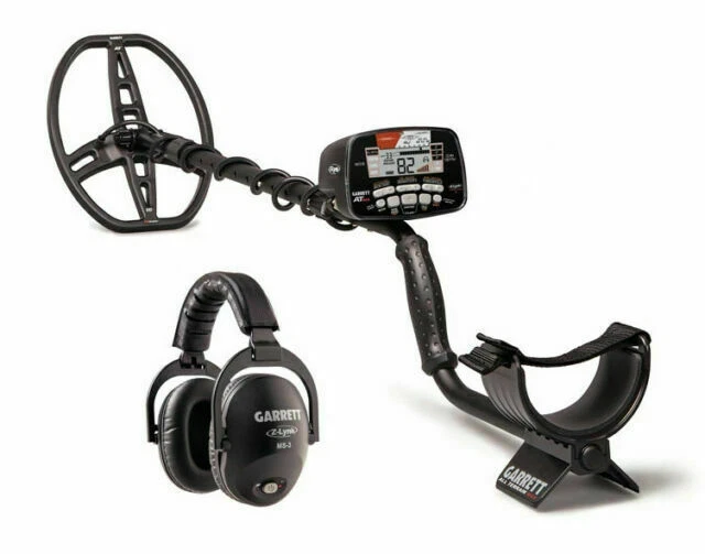 Garrett AT Max Metal Detector with Z-Lynk Wireless Headphone (1142060)
