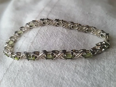 7.5" HAN THAI 925 Silver and Peridot Bracelet Woman's Birthstone Bracelet  - Image 1 of 4
