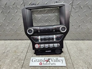 2016 Mustang GT Radio Heat AC Control Panel Bezel Used OEM FR3T-18E245-GC - Bild 1 von 6