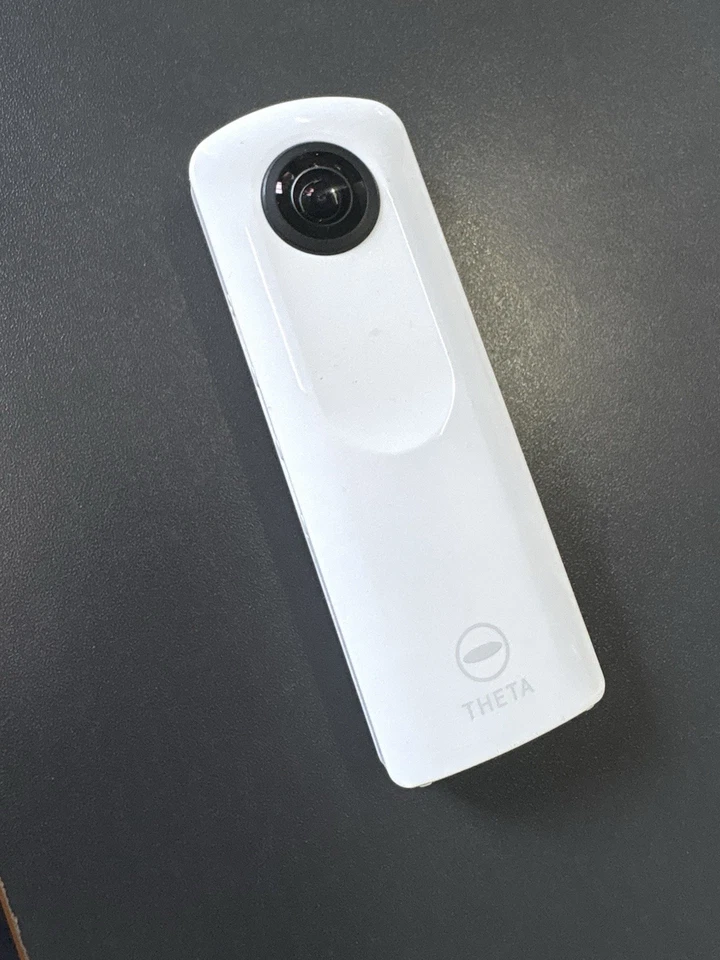 Cámara digital Ricoh Theta SC2 360° 4K - blanca.  PIEZAS O REPARACIÓN Foto 1 de 4