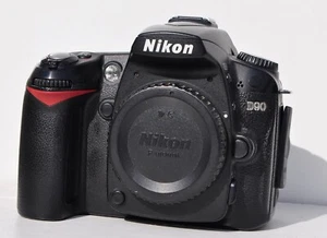 NIKON D 90 Digitalkamera -Verschluß DEFEKT, Bastler bzw. Ersatzteil - Bild 1 von 5