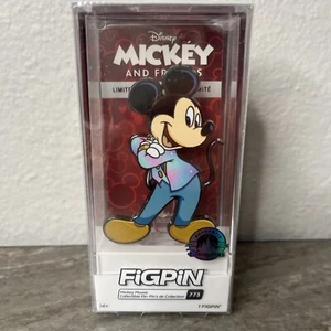 Disney FIGPIN 773 Mickey Mouse Pin 2022 Limit Edition Disney Exclusive - Picture 1 of 5