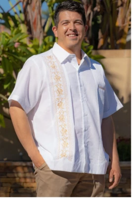 LINEN GUAYABERA SHIRT - SHORT SLEEVE, YUCATAN-MADE WITH DESTINCIVE EMBROIDERY - Image 1 of 2
