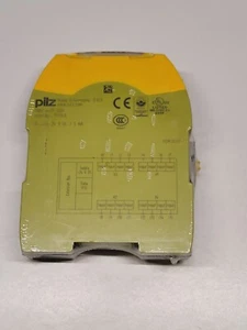 Safety relay PILZ PNOZ M EF 16DI 772140 - Picture 1 of 3