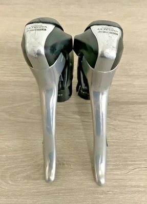 SHIMANO ULTEGRA BRAKE / SHIFTER SET 2 X 10 SPEED MODEL 6600 - Image 1 of 4