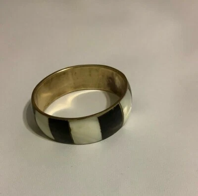 Vintage Bangle Bracelet Quartz and Copper  Black and White 2," - Image 1 of 4