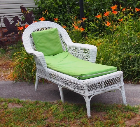 ANTIQUE  AMERICAN WHITE WICKER  CHAISE LOUNGE OUTDOOR/SUNROOM SOFA ARM-CHAIR Cover
