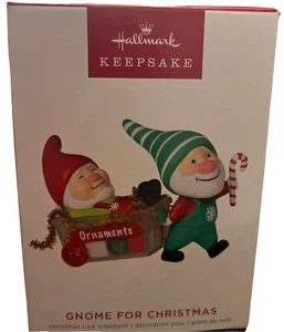 2022 Hallmark Gnome for Christmas 2do de la serie Adorno de Guardamonos Benedetti - Imagen 1 de 5
