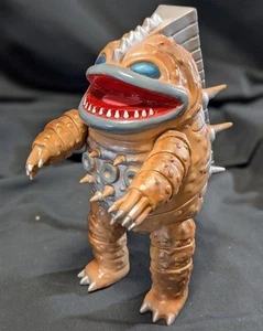 Bacton Captain Ultra Monster Marmit Soft Vinyl Figure 2506TY - Picture 1 of 10
