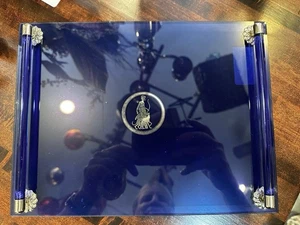 Bandeja de tocador de perfume Avon Moonwind 1971 vidrio azul cobalto 12x9 vintage - Imagen 1 de 6