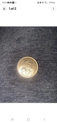 RARE 2000 P SACAGAWEA ONE DOLLAR US LIBERTY GOLD COLOR COIN - Image 1 of 4