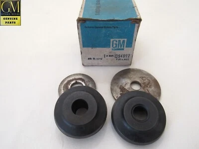 NOS 1961-68 Buick Electra LeSabre Wildcat L/R Front Strut Rod Bushing GM 1394097 - Image 1 of 4