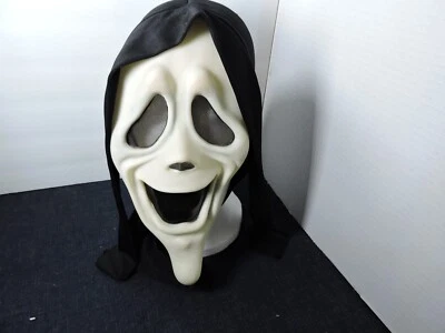 Máscara facial Scream Pascua ilimitada inc. Foto 1 de 4