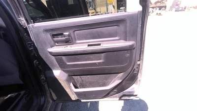 RAM2500   2016 Door Trim Panel Rear 30058902 Foto 1 de 4