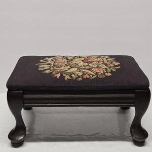 Taburete otomano de madera marrón tapiz floral antiguo vintage victoriano bohemio - Imagen 1 de 12