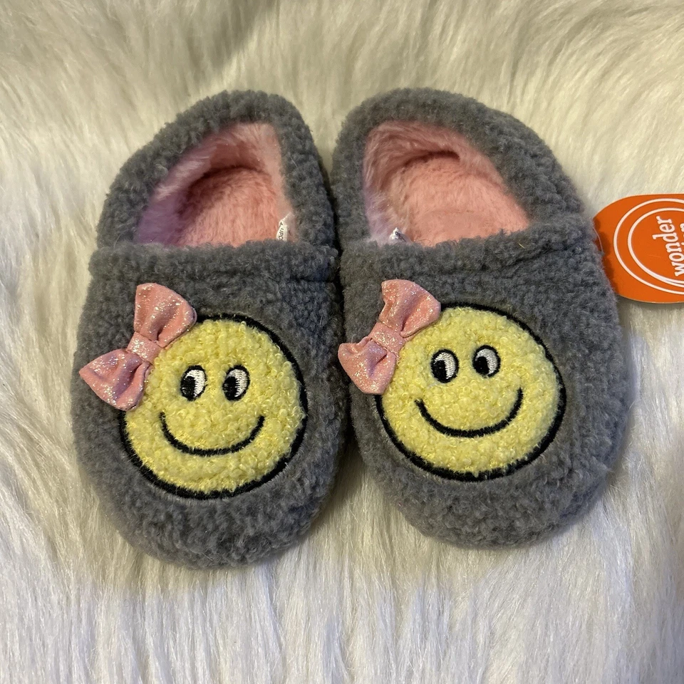 Zapatillas sin cordones Wonder Nation Smiley Face para niñas talla 7-8 grises difusos Foto 1 de 4