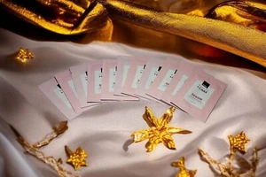 Avon 3in1 Serum Foundation Make Up 11x Probe testen Pflege LSF 30 Vitamin Dunkel - Bild 1 von 3