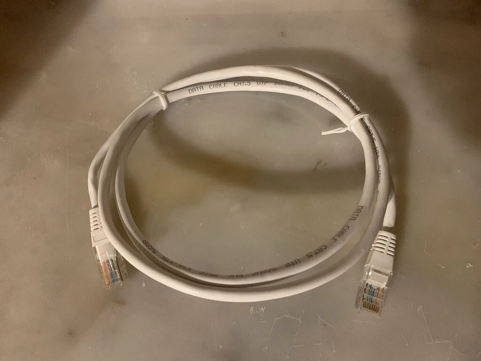 CAVO RETE ETHERNET LAN RJ 45 CAT 5 SWITCH ROUTER MODEM 1 MT OFFERTA - Immagine 1 di 1