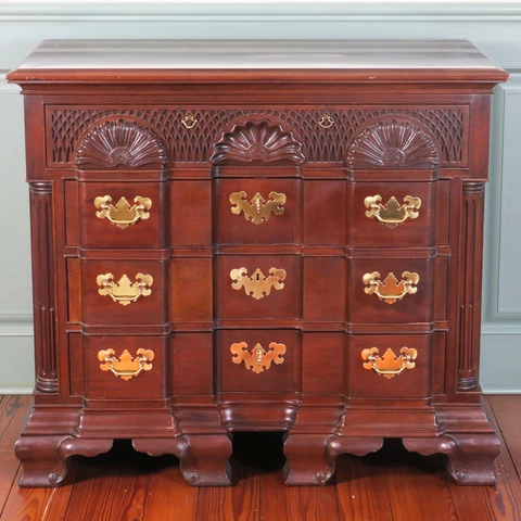 RARE Craftique Historic Reproduction Mahogany Block Front Goddard Chest Cover