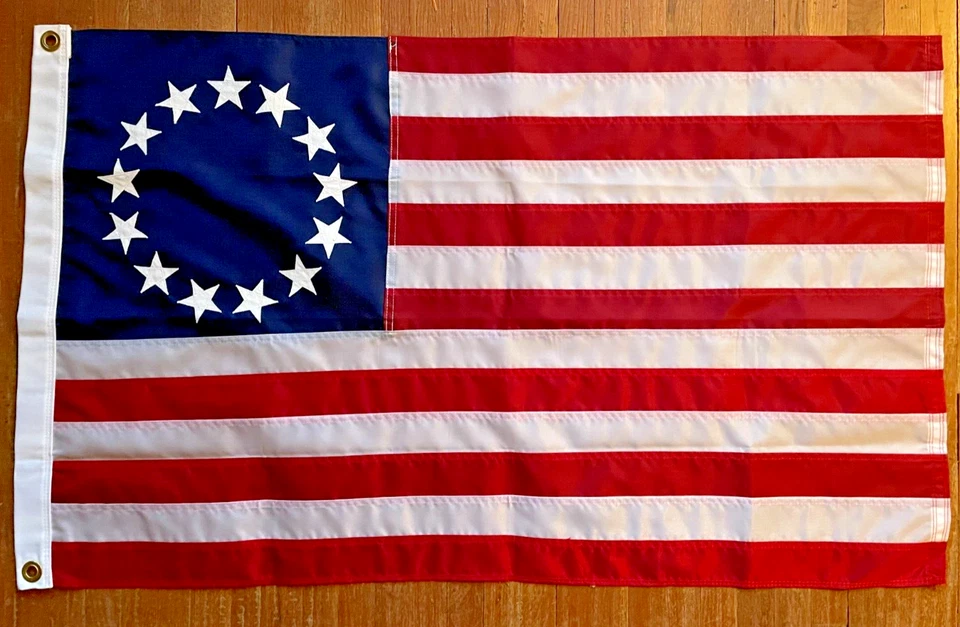 Bandera Betsy Ross 2x3 pies ¡HECHA EN EE. UU.! Foto 1 de 1