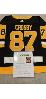 Camiseta deportiva de hockey firmada por Beckett Loa Sidney Crosby autografiada de los Pittsburgh Penguins Foto 1 de 3