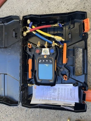 Juego de 2 sondas de abrazadera de temperatura con cable Testo 550s AC Bluetooth Foto 1 de 4