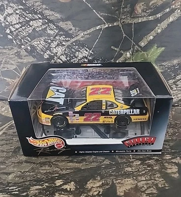 1/24 Die-cast NASCAR #22 Ward Burton Mattel Hot Wheels Racing Caterpillar DN - Image 1 of 4