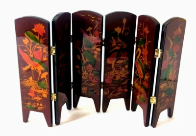 VTG. Asian Mini Lacquer Screen Mother of Pearl Inlay Reversible Image/table top - Image 1 of 4