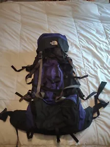 Mochila de senderismo vintage con marco interno The North Face (talla mediana para hombre) azul CG - Imagen 1 de 16
