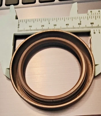 Doosan Seal Lip Type 7X4747 GENUINE PART OEM - Image 1 of 2