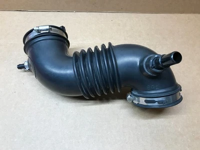 2010 福特 Escape 2.5L 升 发动机 空气净化器 出水管 进气软管 9L84-9R504-CB — 第 1/4 张图片