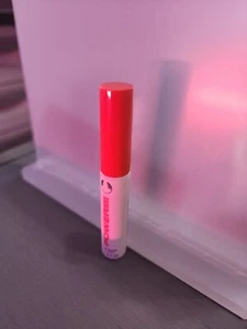 The Body Shop Vinyl Lip Gloss Power Move - Picture 1 of 1