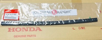 HONDA ACURA GENUINE OEM NSX Hood Seal Rubber Ref No. 10 ☆ 74142-SL0-000 ☆ - Image 1 of 4