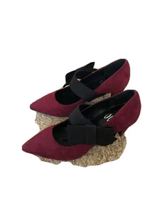 Italy Suede heel Shoes size 6 - Picture 1 of 7