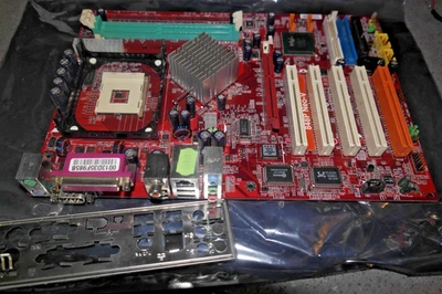 MSI MS-6788 848P Neo-V socket 478 motherboard AGP PCI IDE SATA working - Image 1 of 4