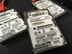 *LOTE DE 19* HP 3PAR 300GB 15K 12G 2.5" SAS HUC156060CS4204 HKCF0600S5xeN015 *520 - Imagen 1 de 5