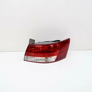 HYUNDAI SONATA MK5 NF Rear Right Side Taillight 2.40 Petrol 119kw 2005 - Picture 1 of 7