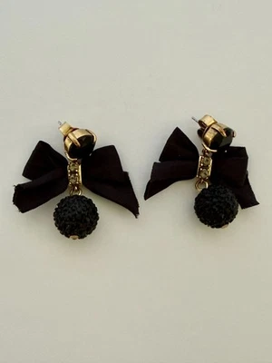 Pendientes J Crew de cristal negro pavé bola lazo cinta gota llamativos Foto 1 de 4