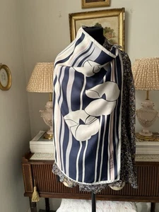 Vintage Richard Allen Pure Silk Scarf 70s Hand Rolled Edges England 29.5” - Picture 1 of 9