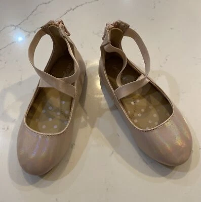 Zapatos de vestir Cat & Jack para bebés niñas talla 7 rosa brillante correas al tobillo zapatos planos de ballet Foto 1 de 4
