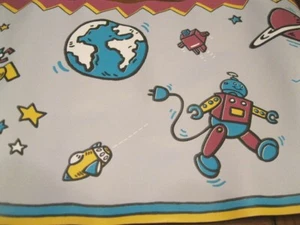 Outer Space Astronaut Aliens Spaceman  Martians UFO Wallpaper Grey Border 585082 - Picture 1 of 2