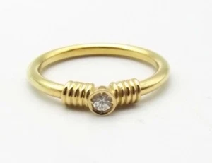 18K Gold Diamond Stacking Ring Sz 6 Round Band .05 Carat Solitaire Bezel Set - Picture 1 of 6