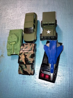 5 MATCHBOX Military Ford Expedition Hummer Jeep transporter Sherman M4 ARMY (3) - Image 1 of 4